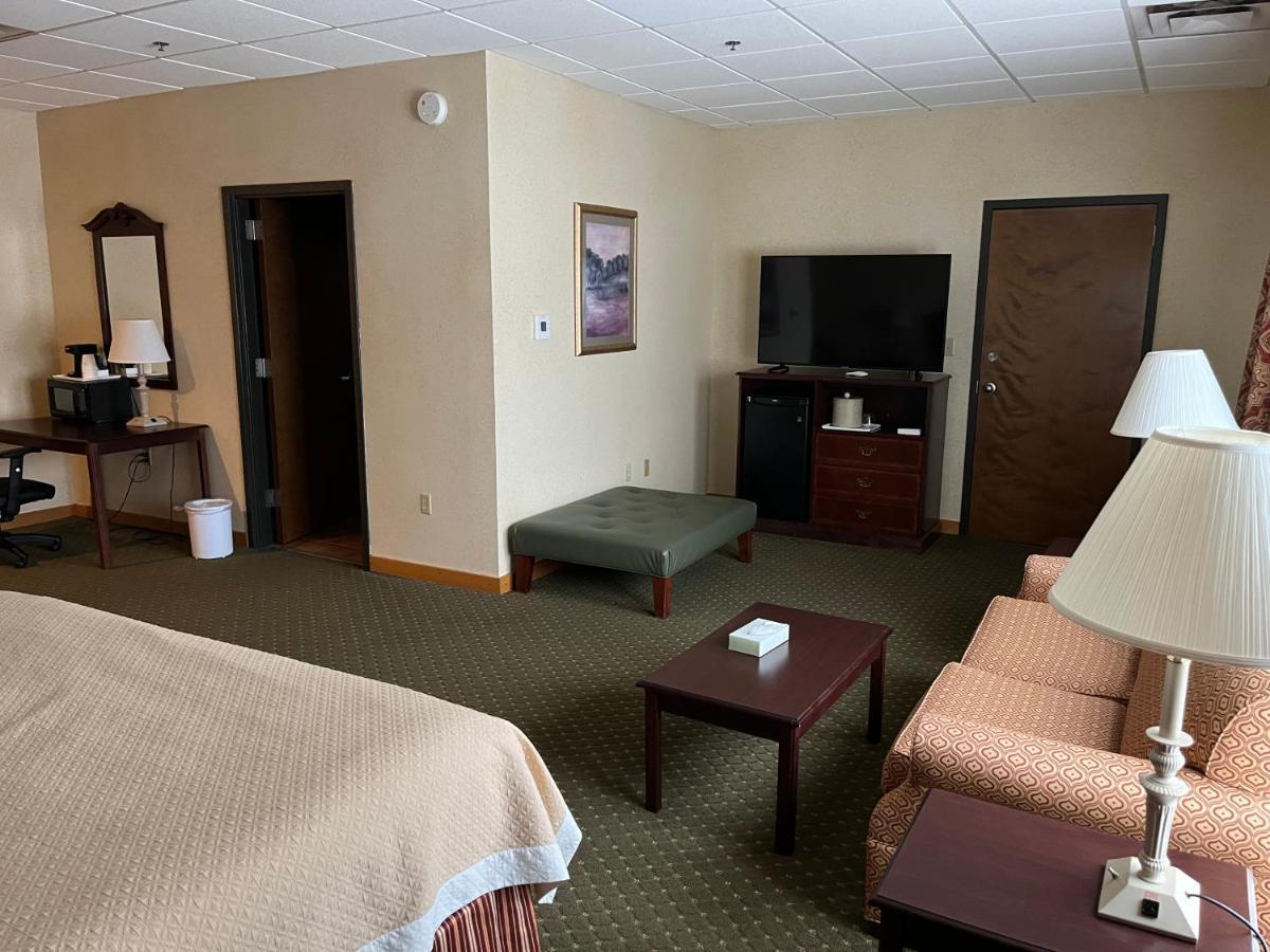 Days Inn & Suites By Wyndham Sutton Flatwoods Exterior foto